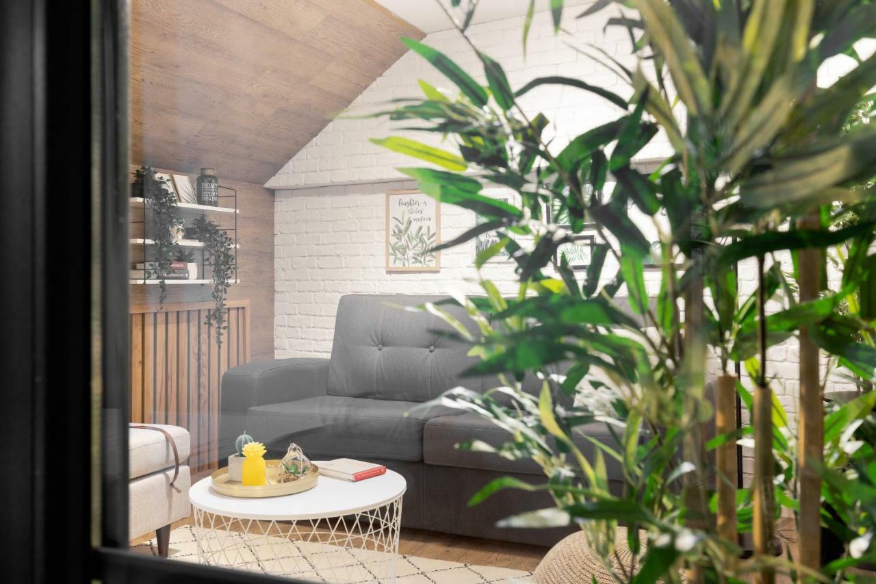 Historical Center 2 By Urbanesq Apartment บูคาเรสต์ ภายนอก รูปภาพ